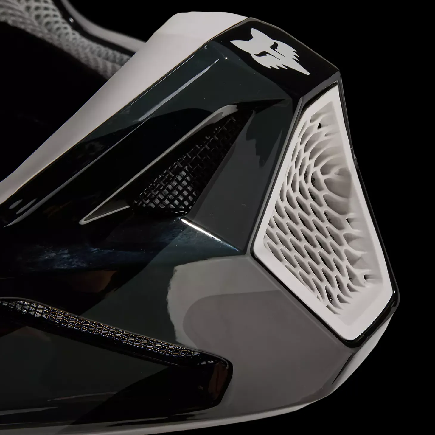 v_bnkr_helmet_7.webp V1 Bnkr Helmet